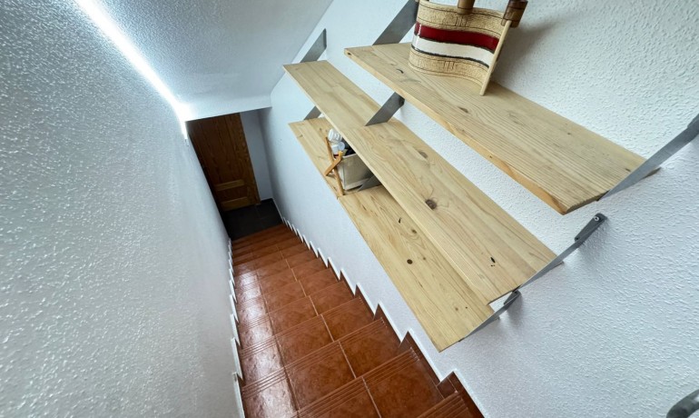 Revente - Maison -
San Miguel de Salinas - San Miguel - Town