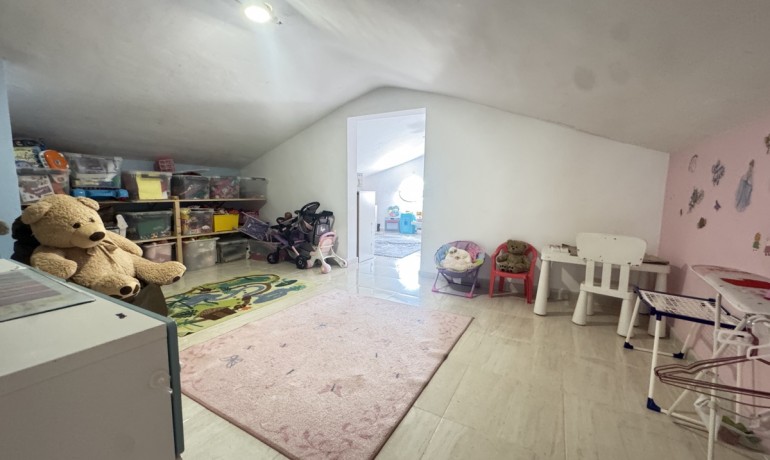 Revente - Villa -
San Miguel de Salinas - Las Comunicaciones