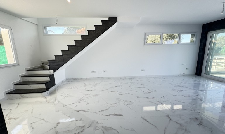 Revente - Villa -
Torrevieja - Los Balcones