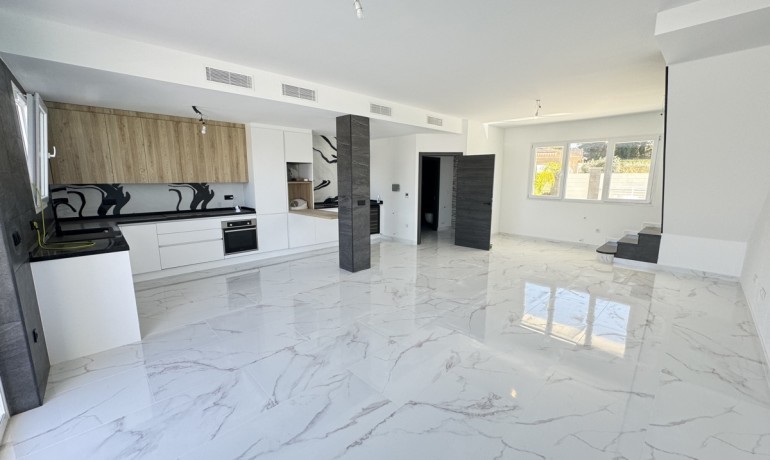 Revente - Villa -
Torrevieja - Los Balcones
