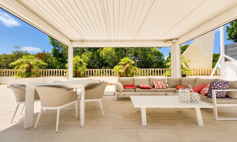 Herverkoop - Villa -
Dehesa de campoamor - Campoamor