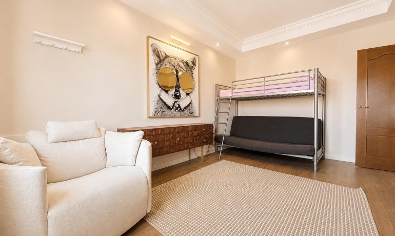 Herverkoop - Villa -
Dehesa de campoamor - Campoamor