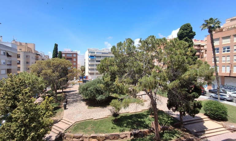 Herverkoop - Appartement / Flat -
Torrevieja - Playa Del Cura