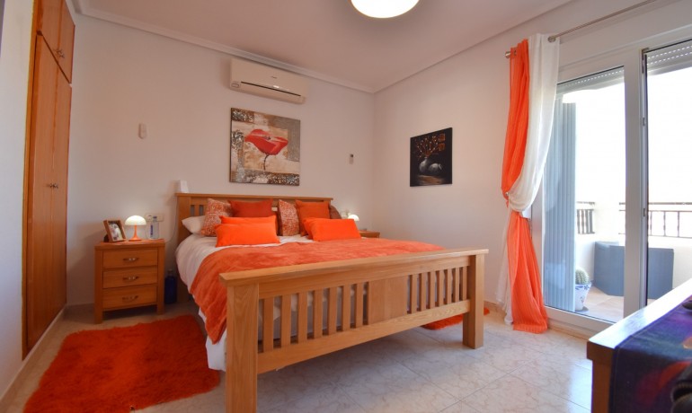 Sale - House -
Orihuela Costa - Playa Flamenca
