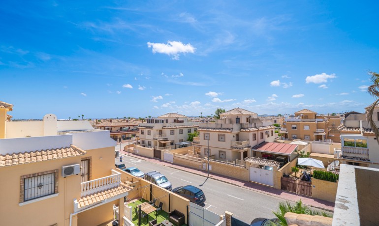 Sale - House -
Ciudad Quesada - Ciudad Quesada - Town