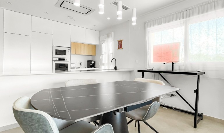 Sale - Apartment / Flat -
Guardamar del Segura - El Raso