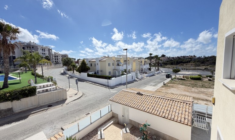 Sale - Apartment / Flat -
Orihuela Costa - Villamartin
