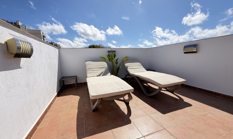 Sale - Apartment / Flat -
Orihuela Costa - Villamartin