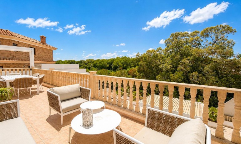 Sale - Villa -
Dehesa de campoamor - Campoamor