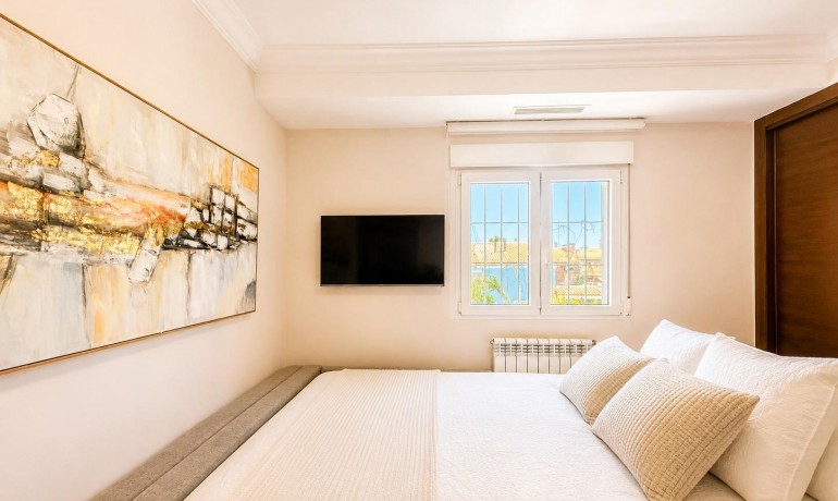 Sale - Villa -
Dehesa de campoamor - Campoamor