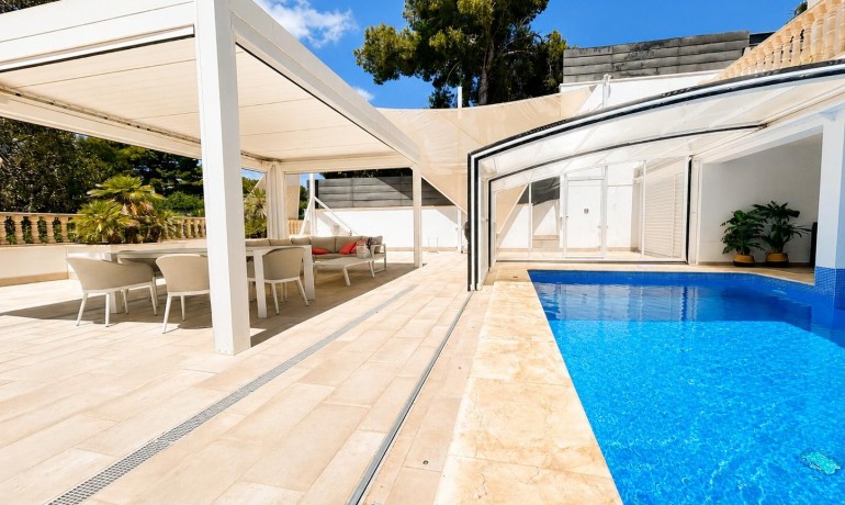 Sale - Villa -
Dehesa de campoamor - Campoamor