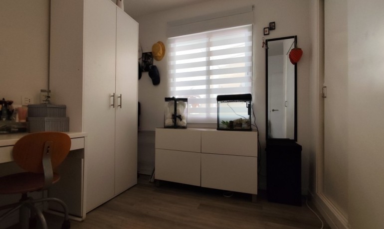 Sale - Apartment / Flat -
Torrevieja* - Torrevieja