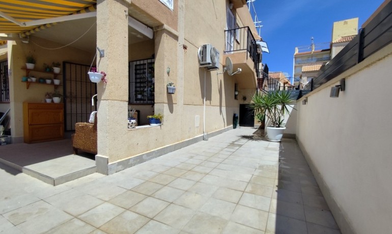 Sale - Apartment / Flat -
Torrevieja* - Torrevieja