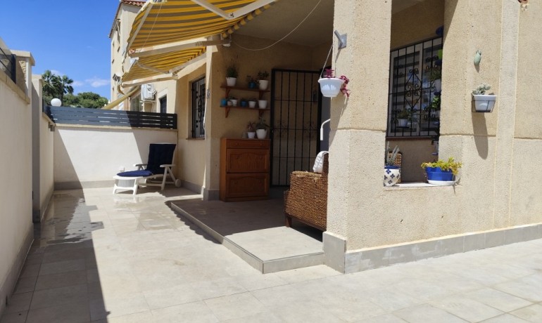Sale - Apartment / Flat -
Torrevieja* - Torrevieja