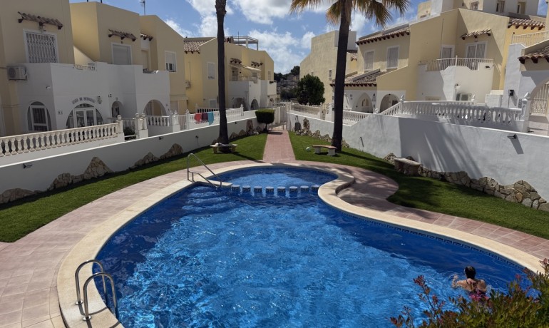 Venta - Apartamento / piso -
Villamartin