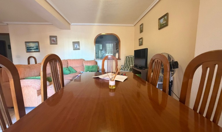 Sale - Apartment / Flat -
Torrevieja Centro - Torrevieja