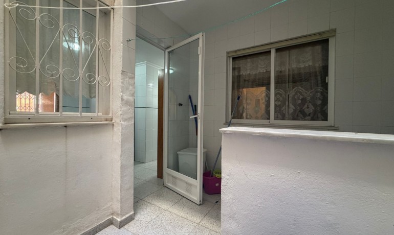 Sale - Apartment / Flat -
Torrevieja Centro - Torrevieja