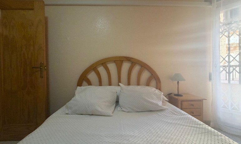 Sale - Apartment / Flat -
Torrevieja Centro - Torrevieja