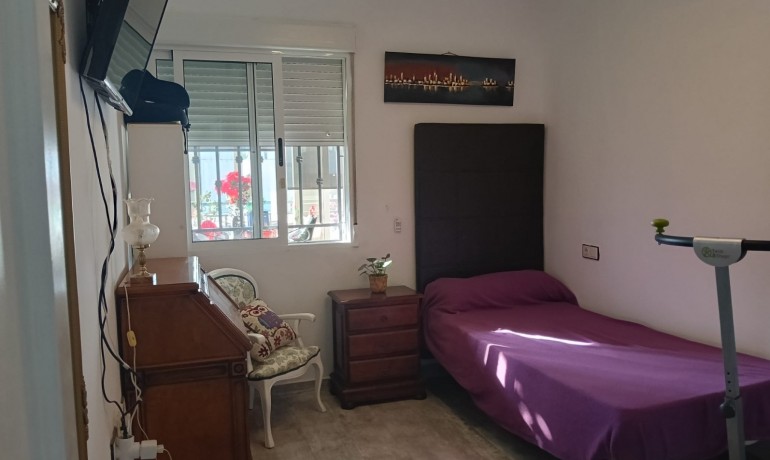 Sale - Apartment / Flat -
Los Montesinos - La Herrada