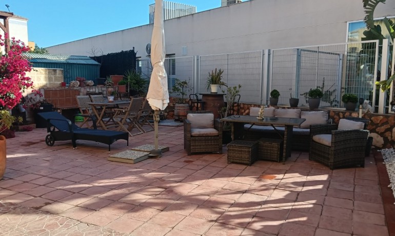 Sale - Apartment / Flat -
Los Montesinos - La Herrada