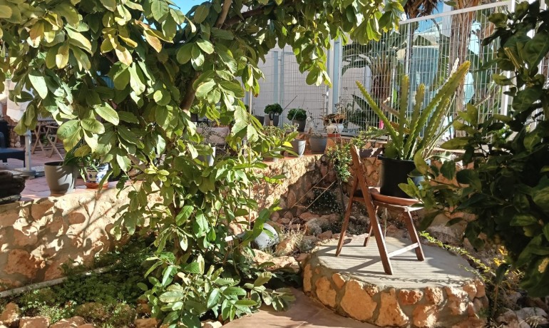 Sale - Apartment / Flat -
Los Montesinos - La Herrada