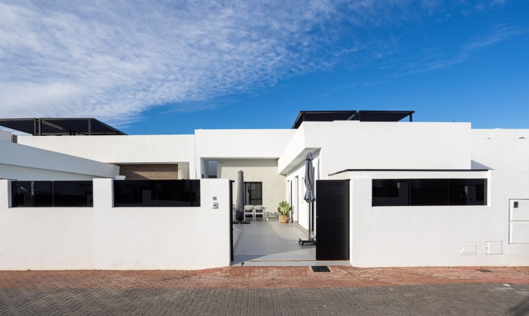 Sale - Villa -
Torre Pacheco - Roldán - Town