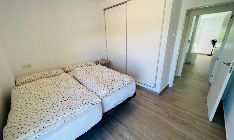 Sale - Apartment / Flat -
Los Montesinos - Entre Naranjos / Vistabella Golf