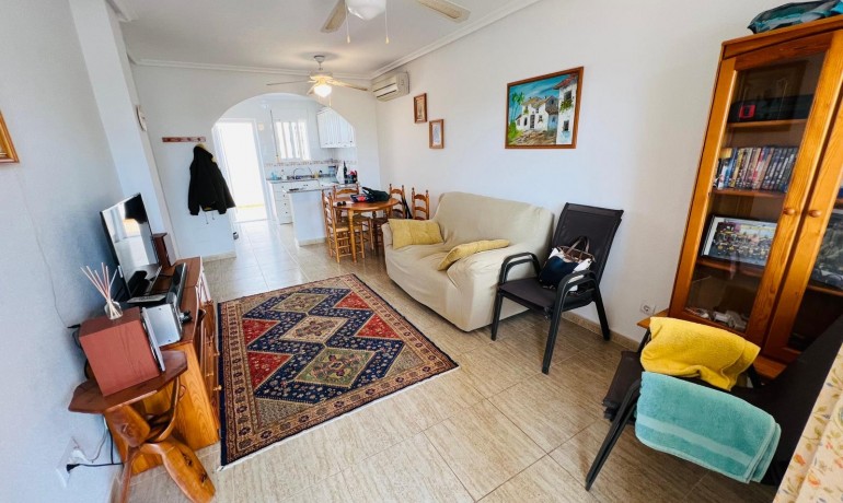 Sale - Apartment / Flat -
Daya Nueva - Daya Nueva - Town