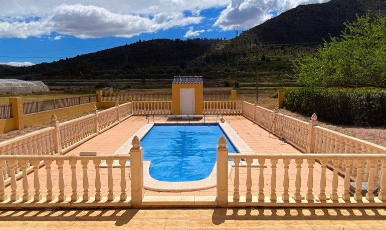 Sale - Finca / Country Property -
La Romana - La Romana - Country