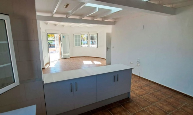 Sale - Finca / Country Property -
Catral - Catral - Country