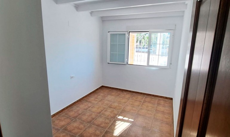 Sale - Finca / Country Property -
Catral - Catral - Country