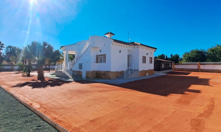 Sale - Finca / Country Property -
Catral - Catral - Country