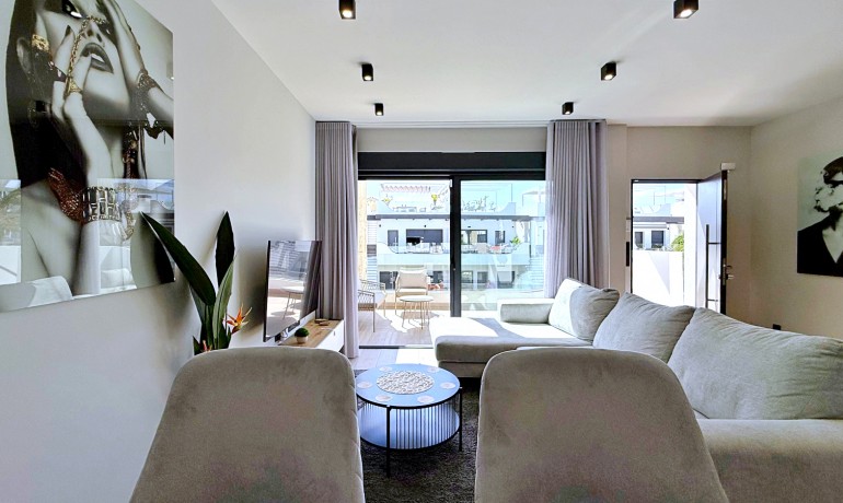 Sale - Apartment / Flat -
Orihuela Costa - Punta Prima