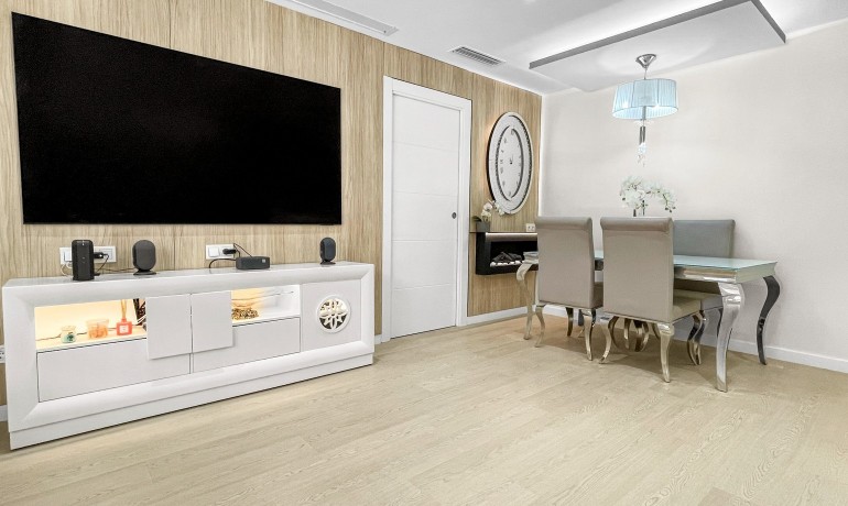 Sale - Apartment / Flat -
Torrevieja - Parque las naciones