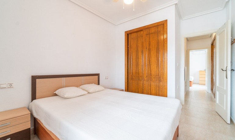 Venta - Apartamento / piso -
Orihuela Costa