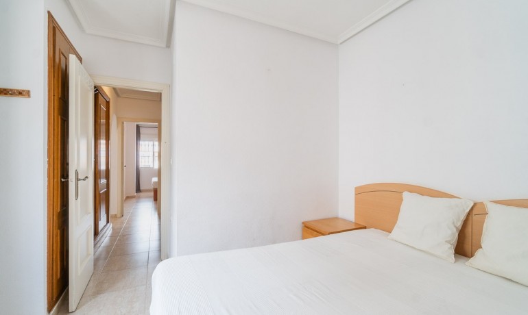 Venta - Apartamento / piso -
Orihuela Costa
