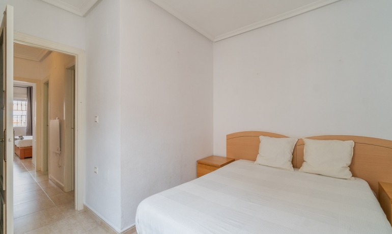 Venta - Apartamento / piso -
Orihuela Costa
