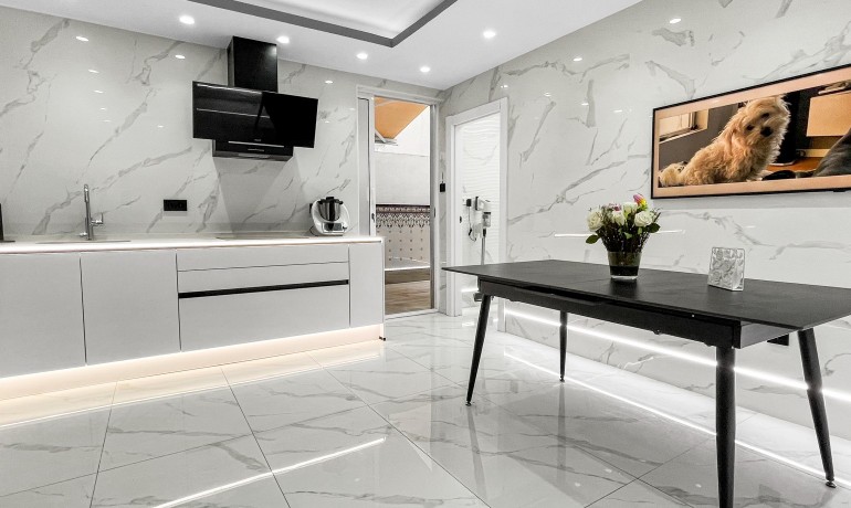 Sale - Apartment / Flat -
Torrevieja* - Parque las naciones
