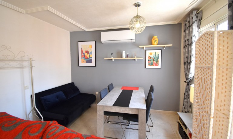 Sale - Apartment / Flat -
Orihuela Costa - Playa Flamenca