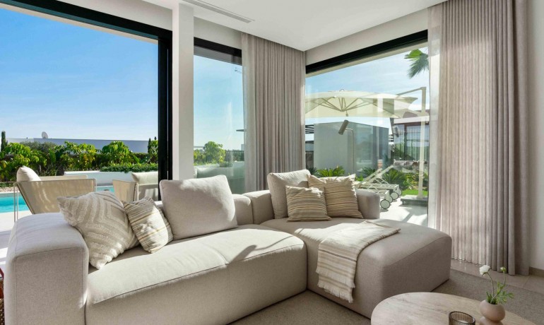 Sale - Villa -
Orihuela* - Las Colinas Golf