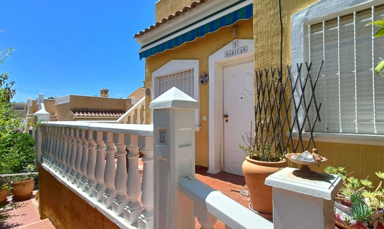 Sale - House -
Orihuela Costa - Las Filipinas