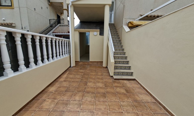 Sale - Apartment / Flat -
Orihuela Costa - Punta Prima