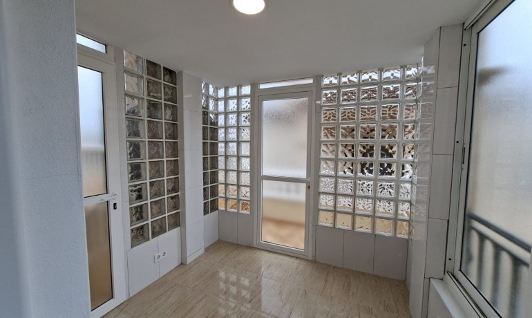 Sale - Apartment / Flat -
Orihuela Costa - Punta Prima