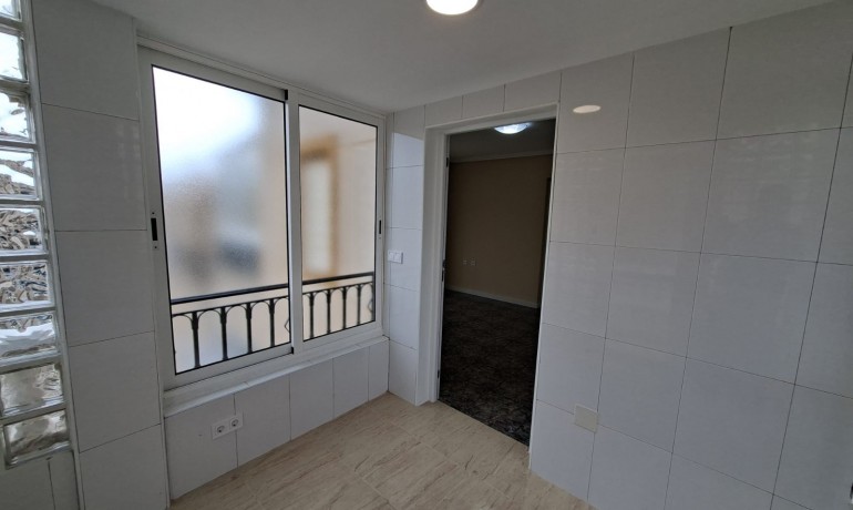 Sale - Apartment / Flat -
Orihuela Costa - Punta Prima
