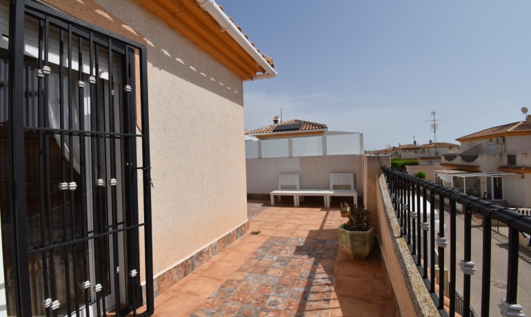 Sale - House -
Orihuela Costa - Playa Flamenca