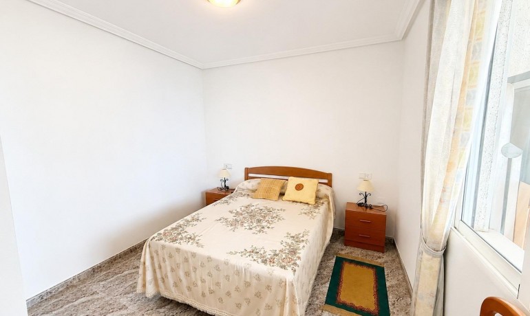 Sale - Apartment / Flat -
Torrevieja* - Playa del cura