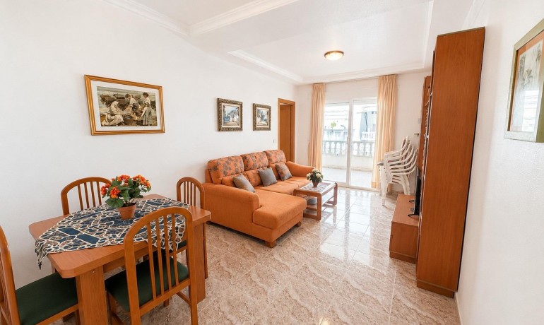 Sale - Apartment / Flat -
Torrevieja* - Playa del cura