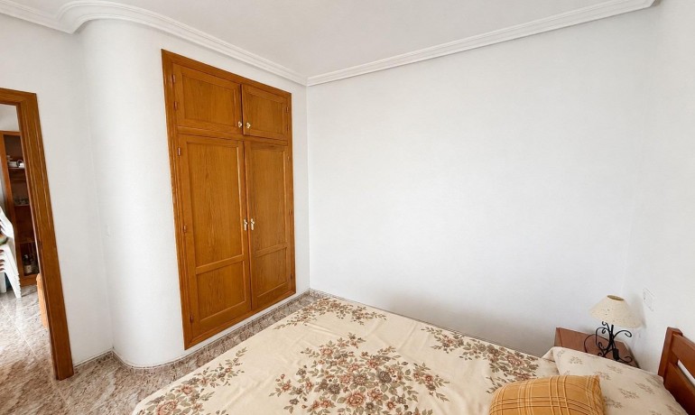 Sale - Apartment / Flat -
Torrevieja* - Playa del cura