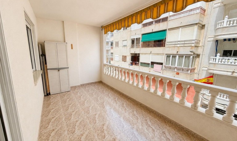 Sale - Apartment / Flat -
Torrevieja* - Playa del cura