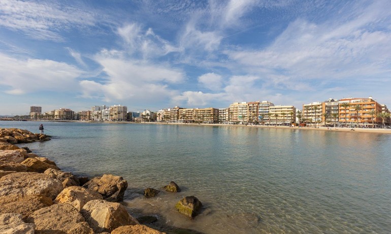 Sale - Apartment / Flat -
Torrevieja* - Playa del cura